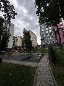 Однокімматна квартира з максимальним наповненням. Двір з власним парком. БЕЗ КОМІСІЇ!