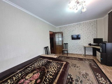 Оренда 1 кім квартира по вигідній ціні 2 хв. до центру міста