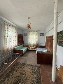 Продаж будинку в Гнівані