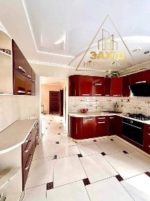 Будинок у м. Луцьк з ГАЗОМ