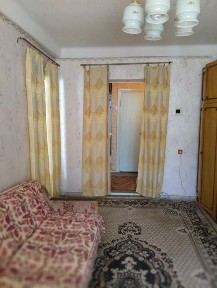 Продаж три кімнатної квартири