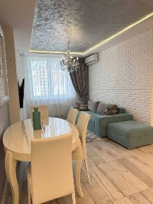 Оренда 4 кімн. квартири вул. Анни Ахматової, 30. Метро Позняки, Осокорки.
