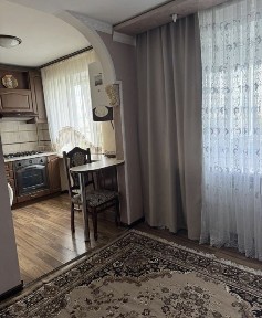 Оренда 3 кімнат/Індивідуальне опалення/Зручна локація