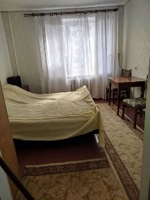 Здам в оренду 2х кімн гостинку на вул Космічній