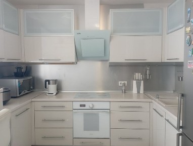 Продам 2х комн 80 м. кв с ( можно сделать 3 комн) супер евро Коцюбинско