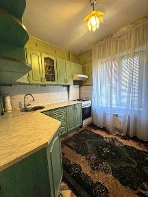 Продаж 2-кімнатної квартири біля метро, Вербицького 24, Харківський масив