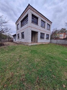 Продам Будинок із білої цегли в с. Погреби. 17000 дол США
