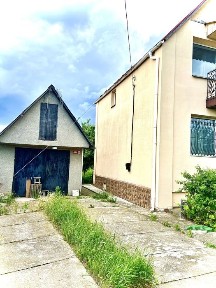 Продаж будинку на ближньому старому місті