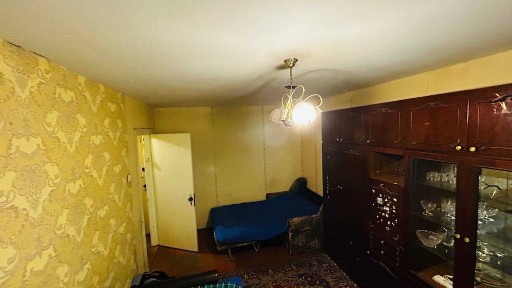 Продаж. Однокімнатна квартира, 31,5 м². Під ремонт. Вишенька