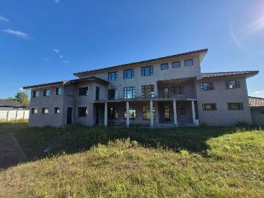Будинок 800 м² біля Києва | Княжичі | 15 соток | 100 кВт | під бізнес