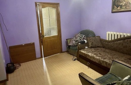 Продаж частини будинку