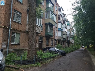 Киев, Ольжича ул., 12
