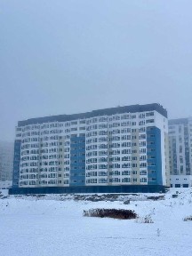 Продам простору 2 кімнтатну квартиру в зданому будинку