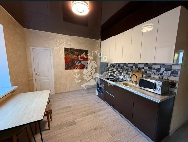 Продаж 3 кімнатної квартири р-н ближнє Жадова. Сертифікат.