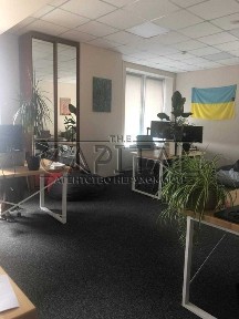 Оренда / Офіс / 220 м2 / Печерський район / БЦ БАСТІОН / вул. Болсунівська, 8