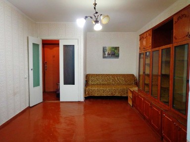 1 кім кв. ЦЕНТР вул. Благовісна - Митницька. Меблі, побут. техніка. Газ. плита. Вікна м/п.