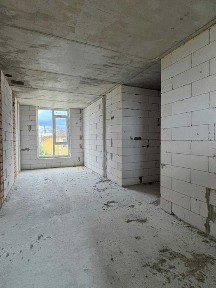 Велика 1к 40 м². Газове опалення. Документи. Трамвай в Київ 12хв