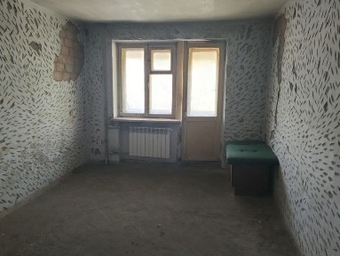2к. кв., пр. Богоявленский-Молодогвардейская под ремонт 17000$Торг