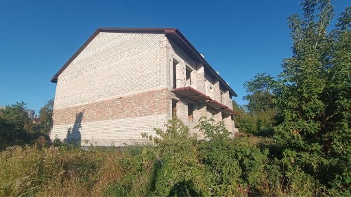 Ціна за чотири Таунхаус в місті на 10 сотках