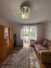 Продам компактну 1-кімнатну квартиру з меблями та технікою