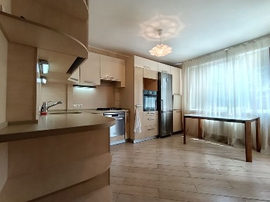 2-кімнатна квартира в центрі