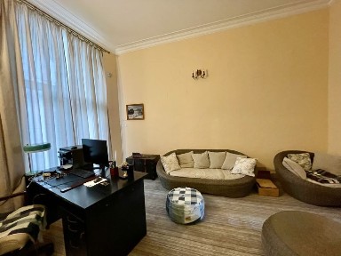 Продаж 5 кімнатна квартира центр, Підгірна, м. Ужгород
