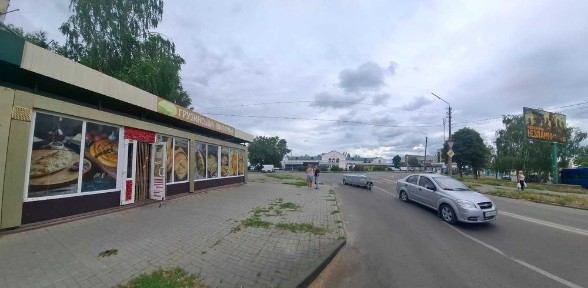 60м2 біля залізничного вокзалу на фасаді