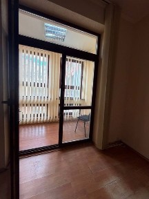 Квартира на Шота Руставели 44 жилой фонд раньше сдавали под офис соседи жилые квартиры