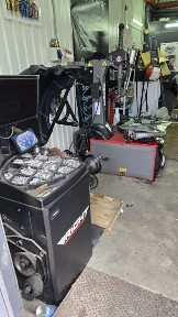 Здається в оренду повністю обладнаний шиномонтаж із новими верстатами