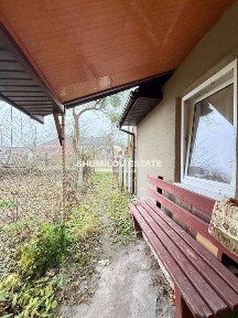 Будинок з комунікаціями у спокійному селищі поряд лісу Львівська обл