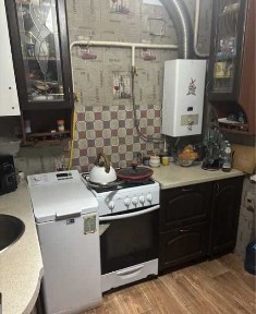 Продаж 2 кімн. квартири в цегляному будинку