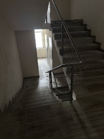 Продається 2 кім. квартира