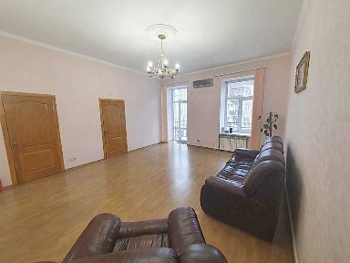 Оренда офису 140 м² у Центрі Києва, Руставелі, площа Українських Героів, Палац Спорту, Олімпійська