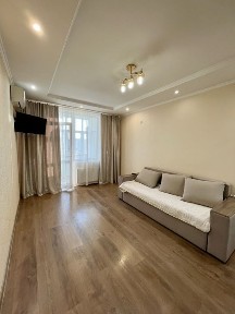 Київ, Дарницький, Драгоманова 40 з