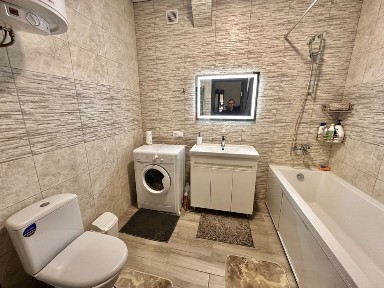 Продаж 2х кімнатної квартири село Вишеньки Київ 20 км