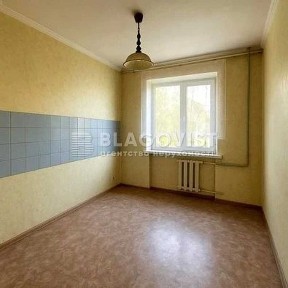 Продаж квартири по вул. Мечникова біля метро Кловська