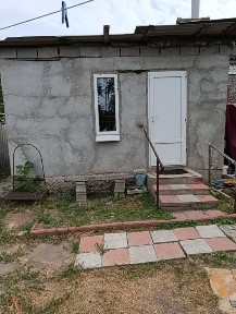 Продається частина газифікованного будинку по вул. Загородній, район четвертої школи.