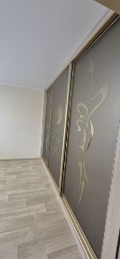 Срочно продам 2х комн квартиру 48 м на Краснова/ Макдональдс