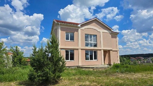Продам будинок біля озера з пляжем та лісом! 25 км від Києва