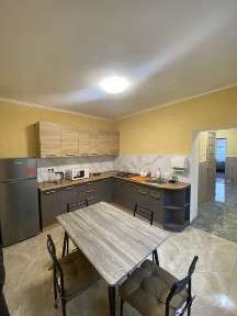 Оренда будинку на Загорській