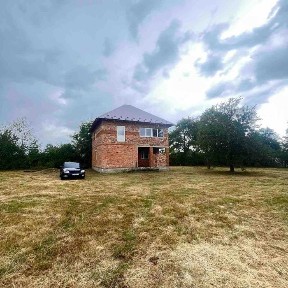 Продаж будинку в с Цуцилів-20 км від Івано-Франківська
