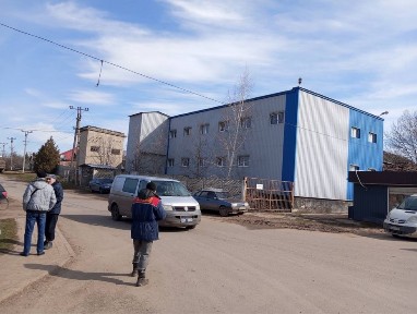 НЕДОРОГО ! ПРОДАЖ ВІД ВЛАСНИКА ! Комерційне приміщення 889 м2.