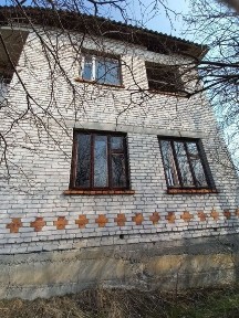 Продаж будинку з ділянкою 17соток