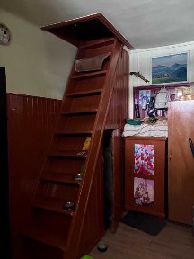 Продаж половини будинку