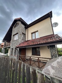 Оренда великого будинку із альтанкою, поряд ТРЦ Велес