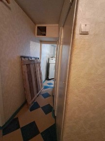 Продам 2-х комн. квартиру, 2\5 этаж.