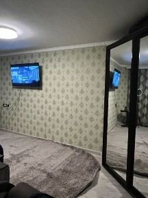 Продам 2ком квартиру 1/5 сделан ремонт моменяны трубы, проводка, теплый пол в ваной комнате