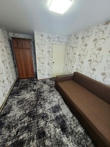 Продам 2 х комнатную квартиру. Пр. Відродження