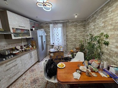 Оренда кімнати в 4-кімнатній квартирі. Шевченківський. (112-057-700)