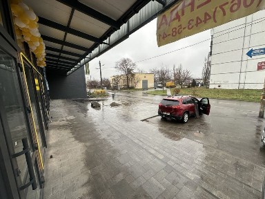 Оренда фасадного приміщення Богатирська 12 Оболонь